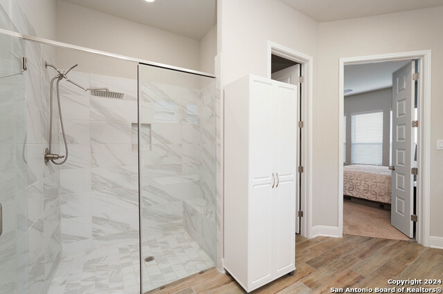 Image 20 of 31 For 1043 Aidenbaum