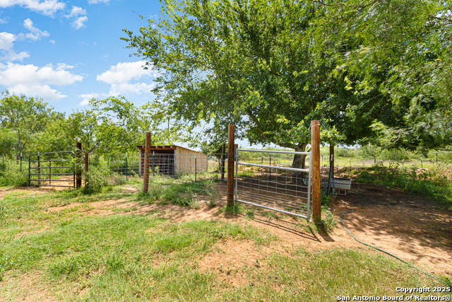 Image 27 of 34 For 2561 County Road 3000