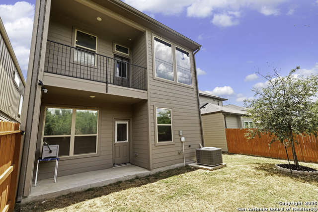 Listing photo id 22 for 4439 Tiger Run