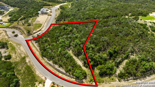 Listing photo id 9 for 8602 San Fidel Way