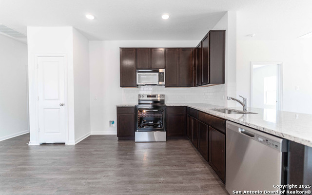 Image 6 of 14 For 3010 Heidfeld Lane