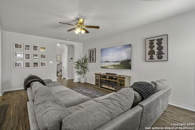 Image 4 of 30 For 8523 Murray Grey