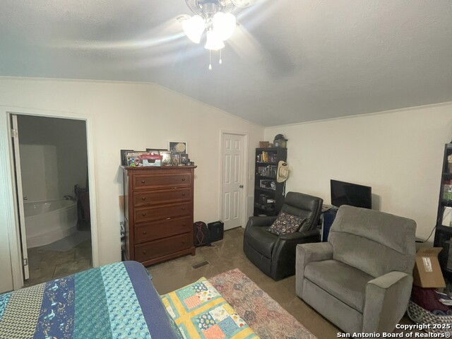 Image 20 of 43 For 3762 Cr 334  