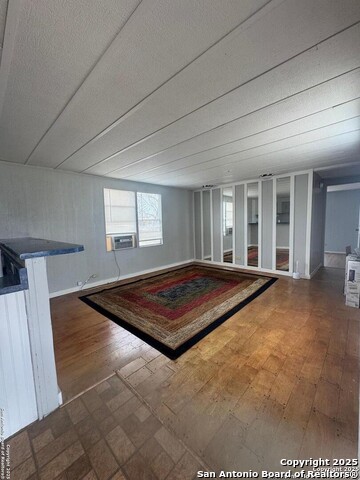 Image 2 of 9 For 6060 Mount Olive