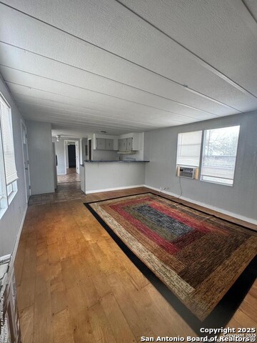 Image 3 of 9 For 6060 Mount Olive