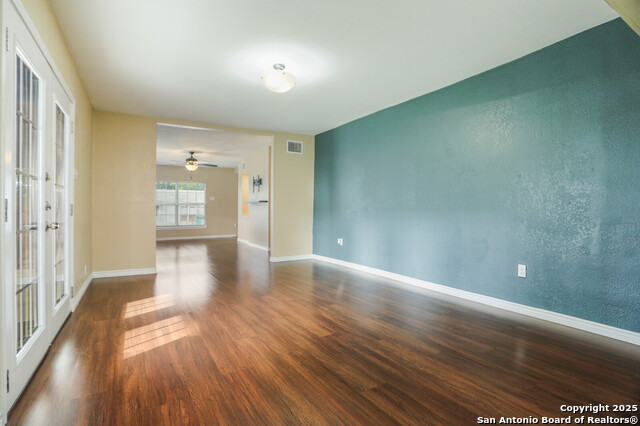 Image 10 of 28 For 161 Carle Ave