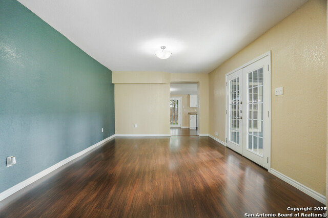 Image 9 of 28 For 161 Carle Ave