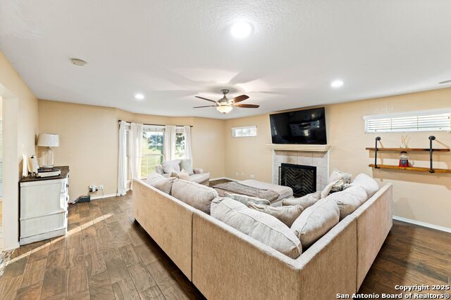 Listing photo id 9 for 123 Country Gardens