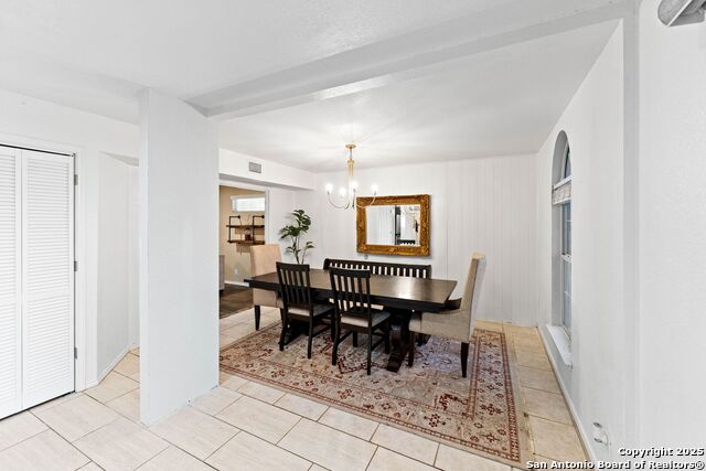 Listing photo id 12 for 123 Country Gardens