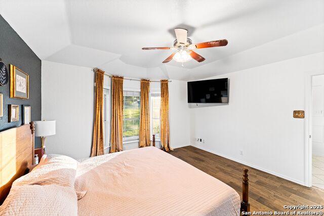 Listing photo id 20 for 123 Country Gardens