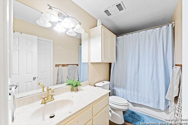 Listing photo id 23 for 123 Country Gardens
