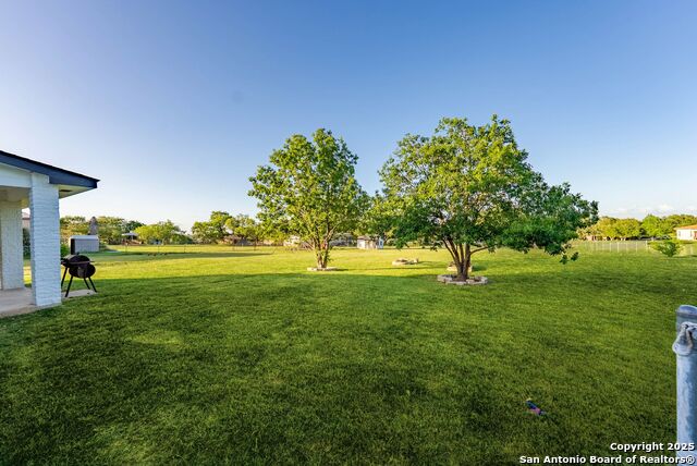 Listing photo id 35 for 123 Country Gardens
