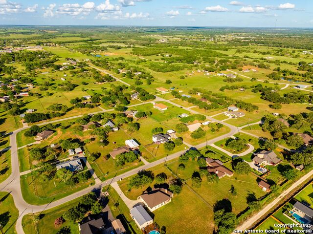 Listing photo id 46 for 123 Country Gardens