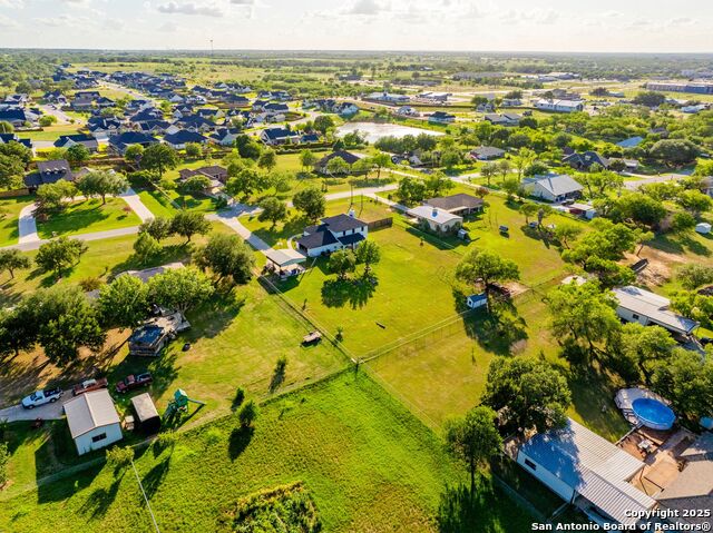 Listing photo id 49 for 123 Country Gardens