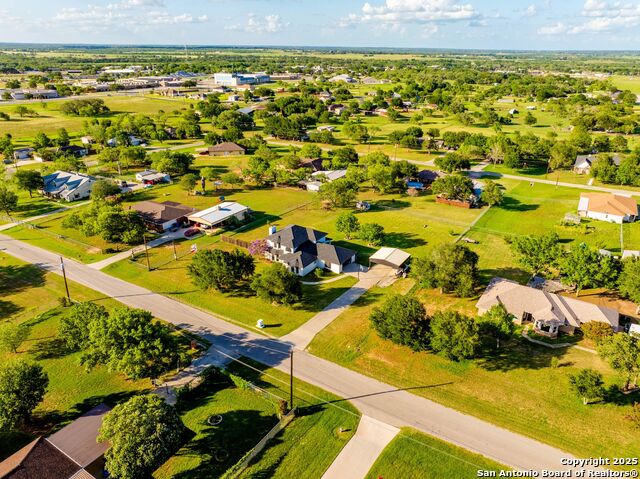 Listing photo id 52 for 123 Country Gardens