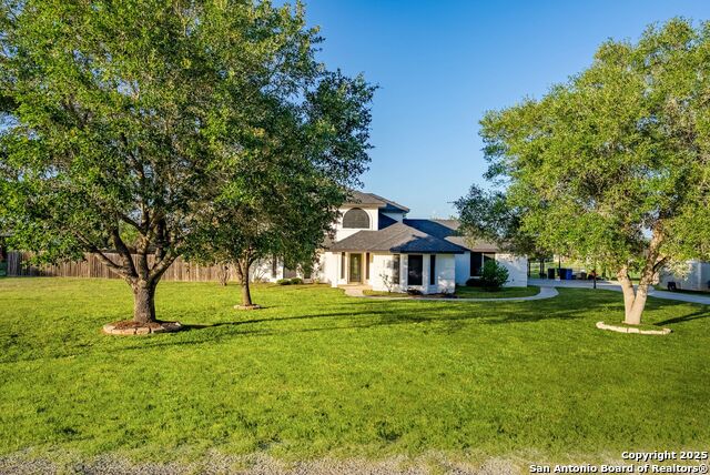 Listing photo id 6 for 123 Country Gardens