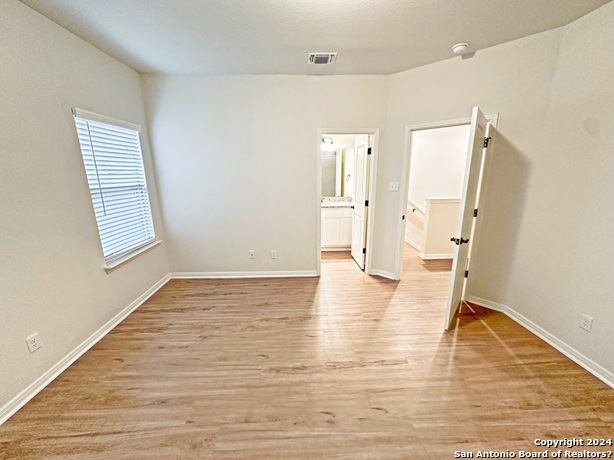 Image 12 of 23 For 13823 Enzo Gate  102