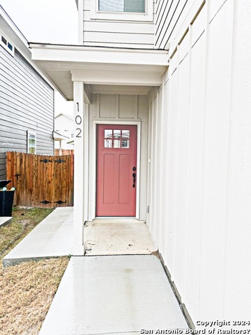 Image 2 of 23 For 13823 Enzo Gate  102