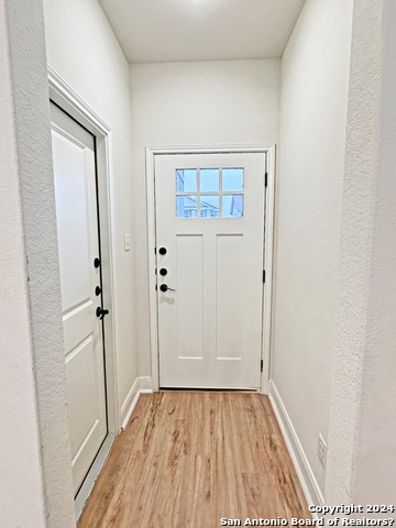 Image 3 of 23 For 13823 Enzo Gate  102