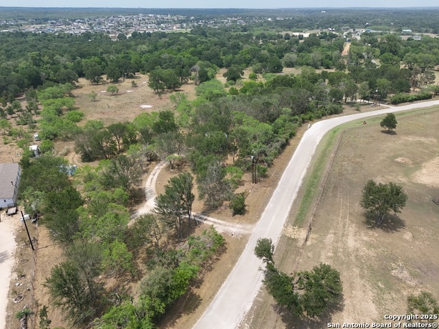 Image 2 of 43 For 124 Valley Creek