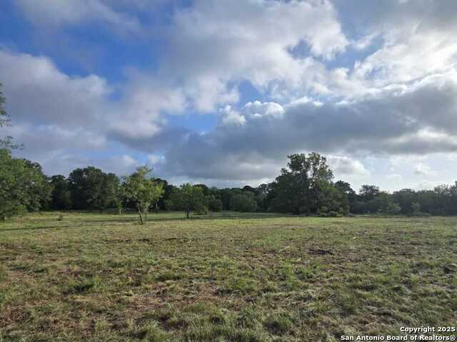 Image 24 of 43 For 124 Valley Creek