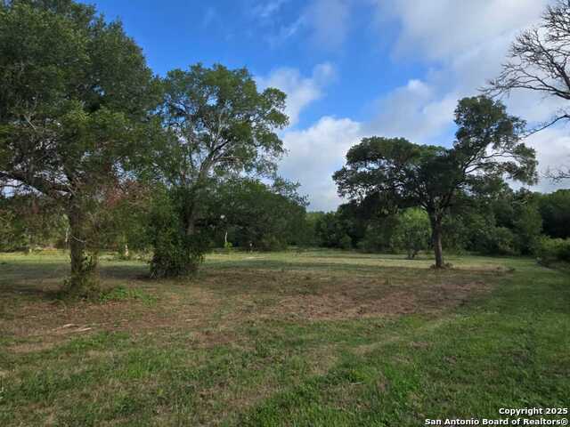 Image 25 of 43 For 124 Valley Creek