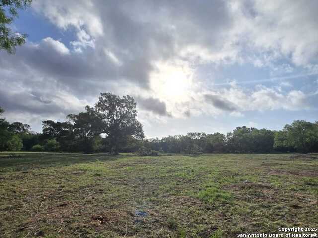 Image 29 of 43 For 124 Valley Creek