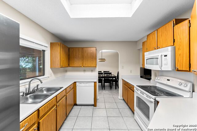 Image 6 of 28 For 11347 Widefield Ln