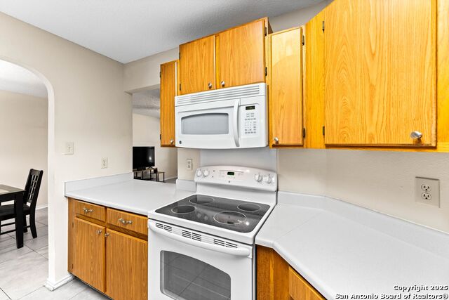 Image 7 of 28 For 11347 Widefield Ln