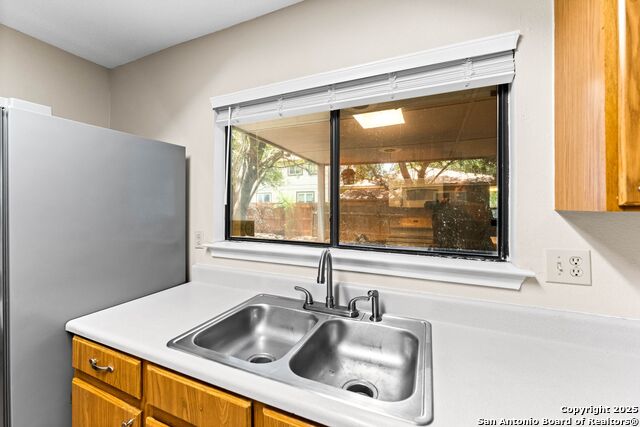 Image 8 of 28 For 11347 Widefield Ln