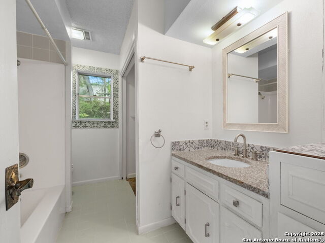 Listing photo id 19 for 30520 Bulverde Hills