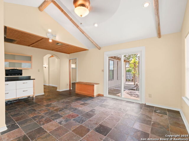 Listing photo id 34 for 30520 Bulverde Hills