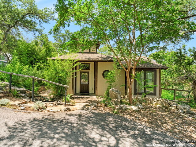Listing photo id 38 for 30520 Bulverde Hills