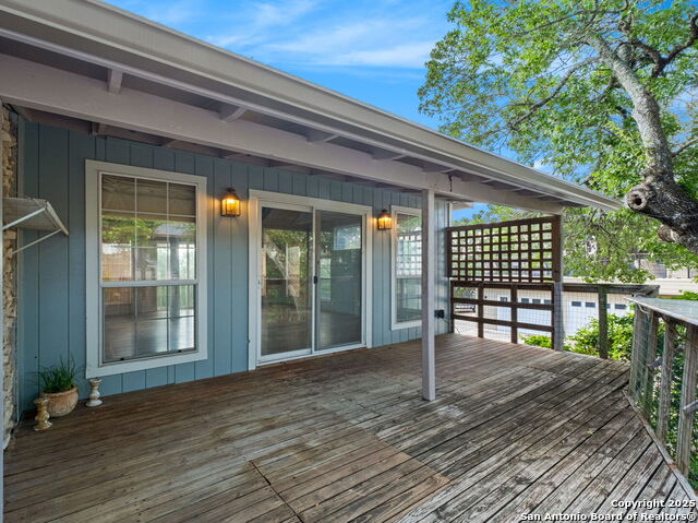 Listing photo id 3 for 30520 Bulverde Hills