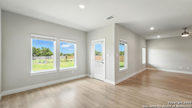 Listing photo id 10 for 29125 Rock Canyon