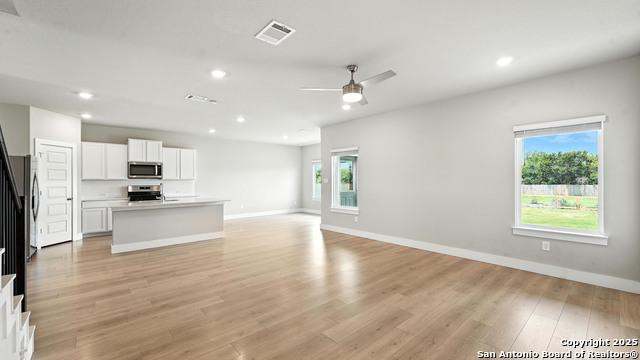 Listing photo id 14 for 29125 Rock Canyon