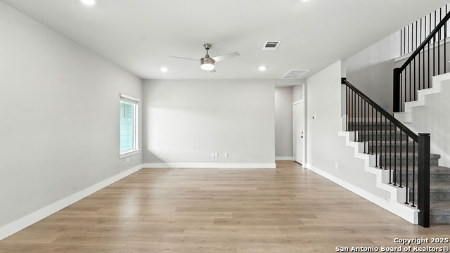 Listing photo id 15 for 29125 Rock Canyon