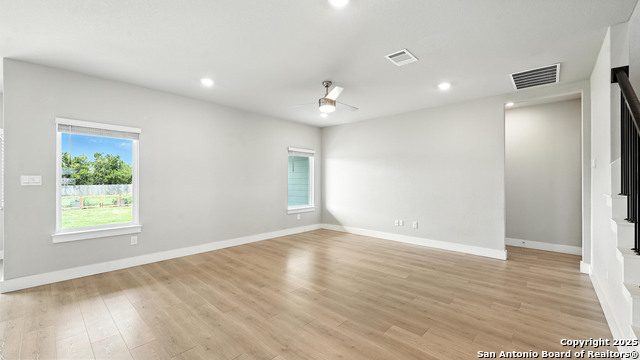 Listing photo id 16 for 29125 Rock Canyon