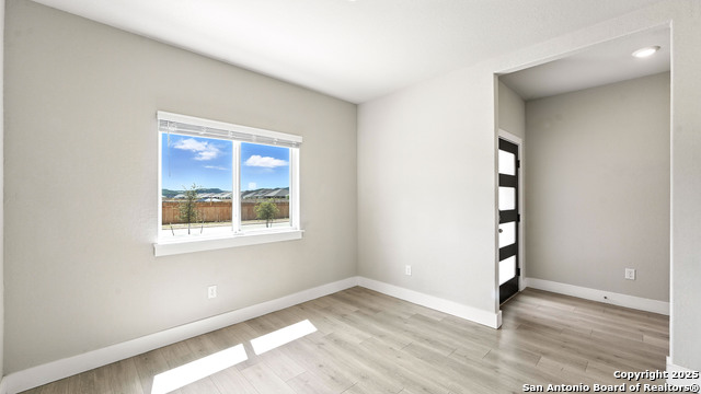 Listing photo id 20 for 29125 Rock Canyon