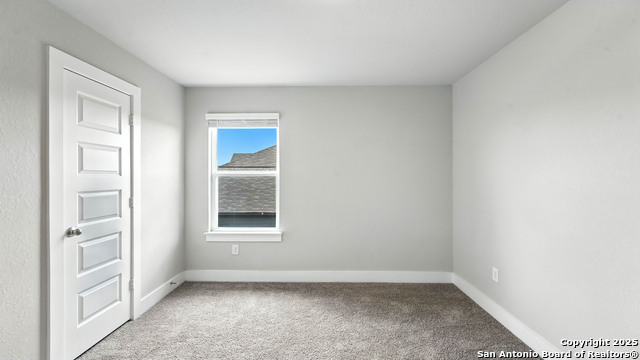 Listing photo id 34 for 29125 Rock Canyon