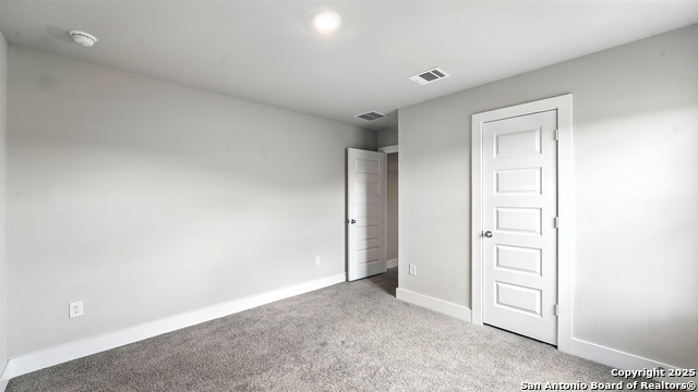 Listing photo id 35 for 29125 Rock Canyon