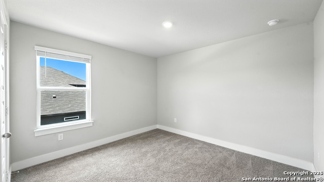 Listing photo id 37 for 29125 Rock Canyon