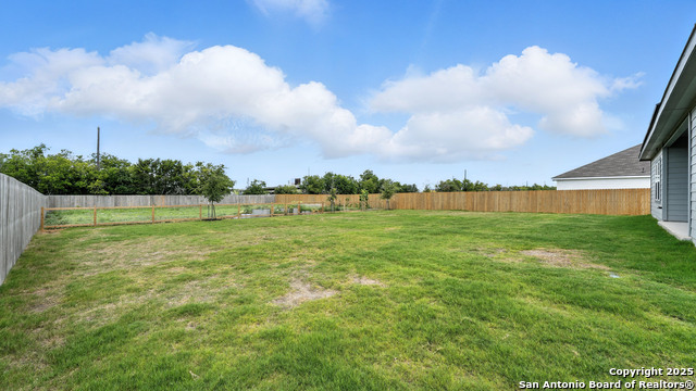 Listing photo id 43 for 29125 Rock Canyon