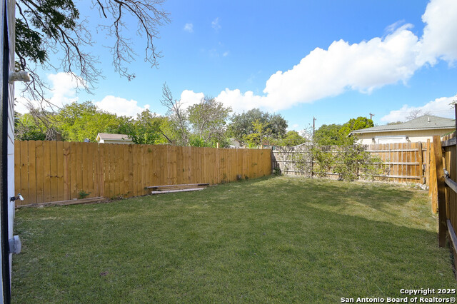 Image 23 of 25 For 165 San Felipe N