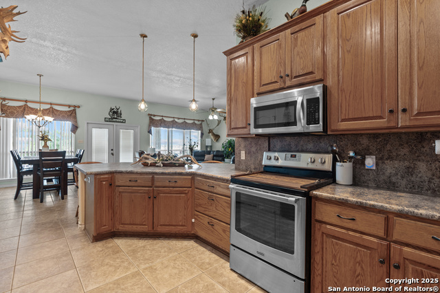 Image 14 of 50 For 700 Lake Valley