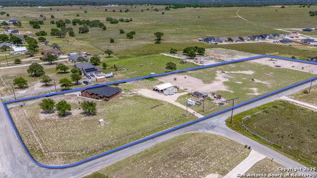 Image 42 of 50 For 700 Lake Valley