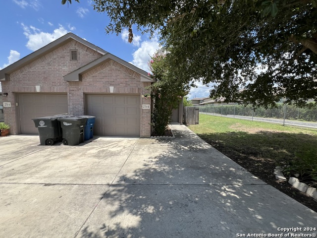 Details for 271 Rosalie Dr  B, New Braunfels, TX 78130