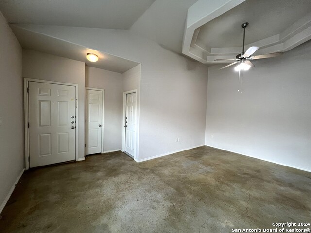 Image 12 of 30 For 271 Rosalie Dr  B