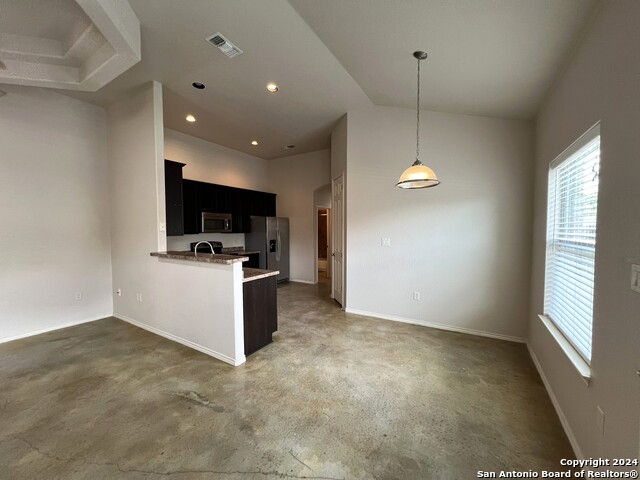 Image 14 of 30 For 271 Rosalie Dr  B