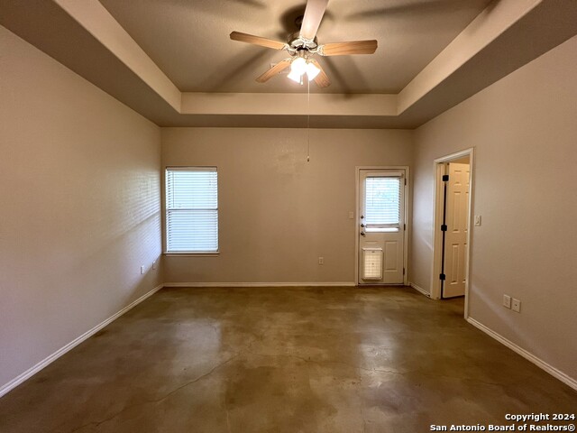 Image 19 of 30 For 271 Rosalie Dr  B